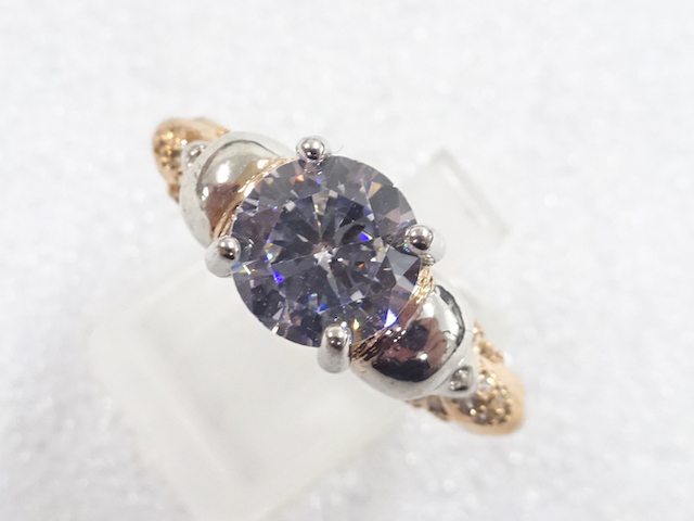 JAPANESE KIMONO / ANTIQUE CRYSTAL RING (SIZE 19)